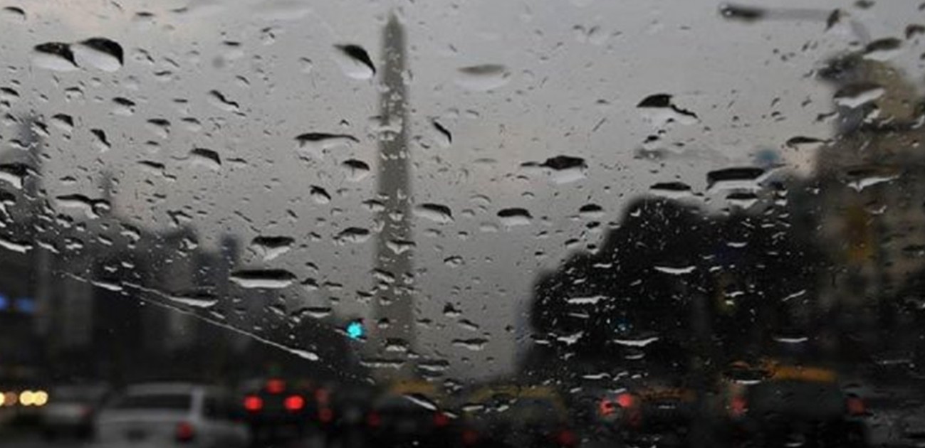 Rige una alerta por tormentas fuertes en la Capital y alrededores | Actualidad