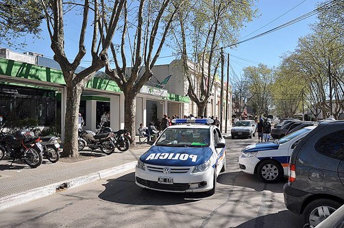 Cuatro detenidos por robar una moto: uno es policía | Actualidad
