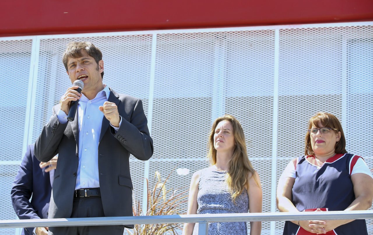 Axel Kicillof convocó a la paritaria de empleados públicos y docentes en la provincia de Buenos Aires | Política