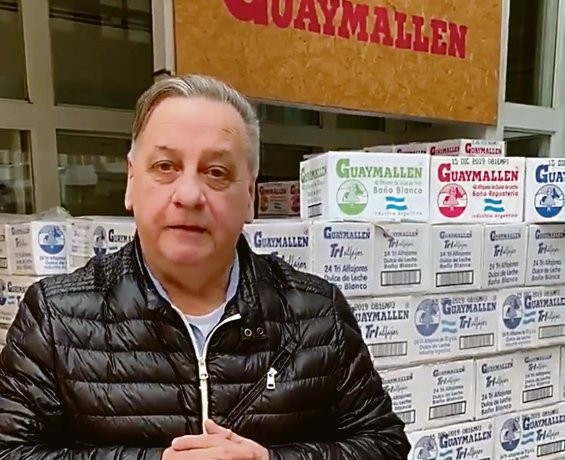 La increíble pelea entre el dueño de Guaymallén y un tuitero "catador de alfajores" | Redes
