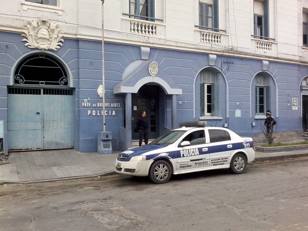 Detienen a un hombre acusado de abusar durante años de sus tres hijos | Actualidad