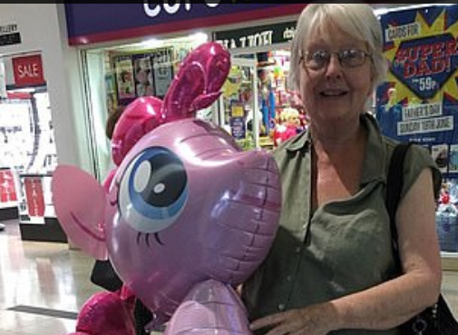 Fue a ver jugar a su nieto de 11 años y murió tras ser golpeada en la cabeza por una pelota de rugby | Curiosidades