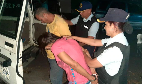 Un padre, preso por abusar sexualmente de su hijo de 7 años: la madre también fue detenida | Internacionales