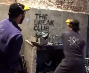 "Tomáte una pausa para romper todo": la propuesta porteña para descargar tensiones | Curiosidades