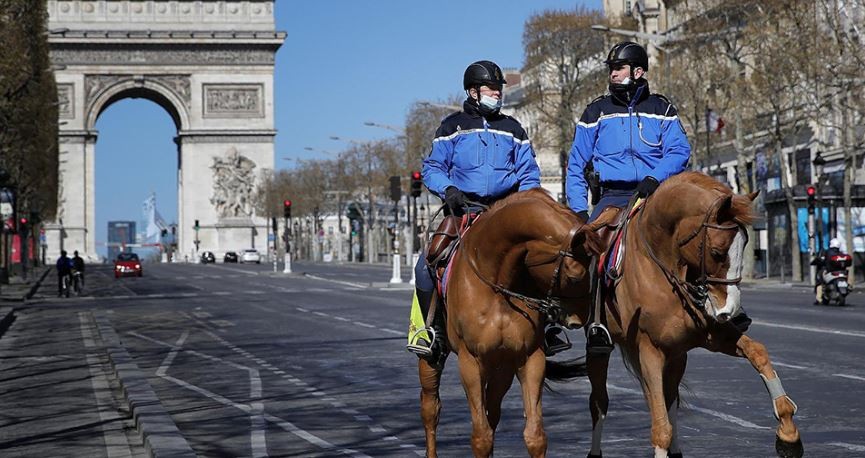 Coronavirus en Francia: registraron la muerte de 884 ancianos en geriátricos y la cifra total asciende a 5.300 | Internacionales