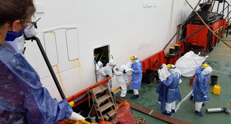 Un vuelo humanitario evacuará el jueves a australianos del crucero varado en Uruguay | Internacionales