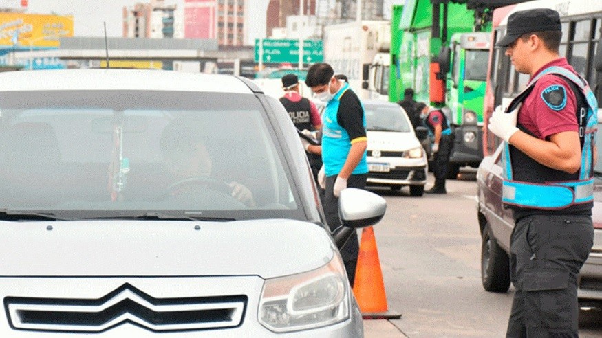 Más de siete mil detenidos y demorados por no cumplir el aislamiento en la Ciudad | Actualidad