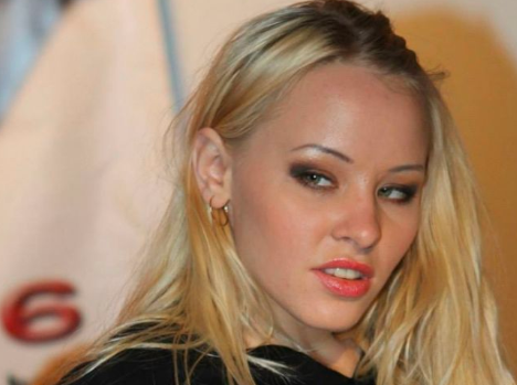 La actriz porno que prometió una noche de sexo a los creadores de la vacuna contra el coronavirus | Curiosidades