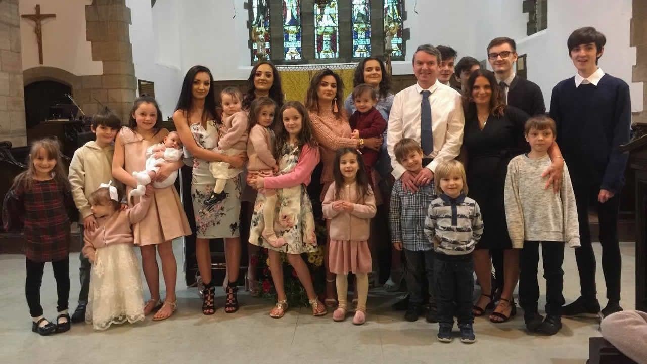 Tuvo su hijo número 22 la mujer que pasó la mitad de su vida embarazada | Curiosidades