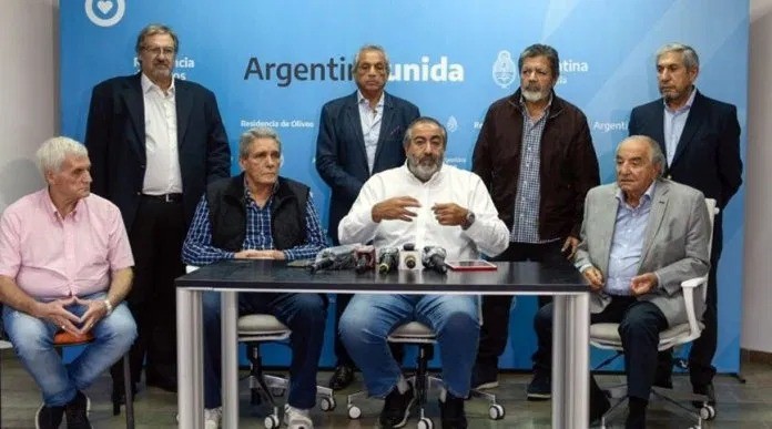 Acuerdo UIA-CGT: las empresas deben pagar 75 por ciento de salarios en caso de suspensiones | Política