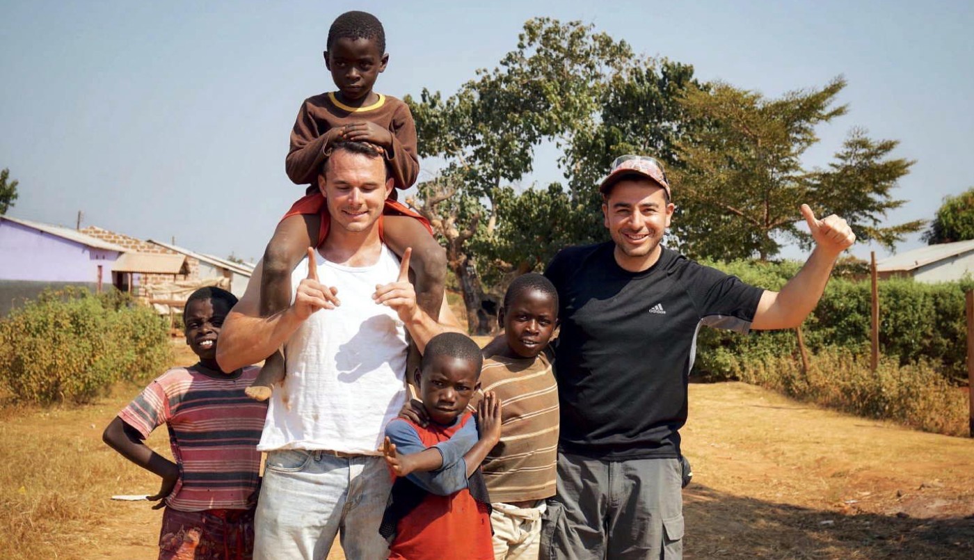 Proyecto solidario: financian viviendas vendiendo manufacturas | Actualidad