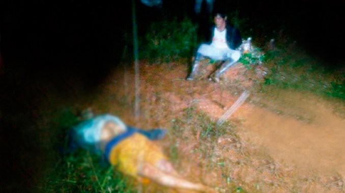 Mató a su hermanastro y se sentó a tomar alcohol al lado del cuerpo | Actualidad