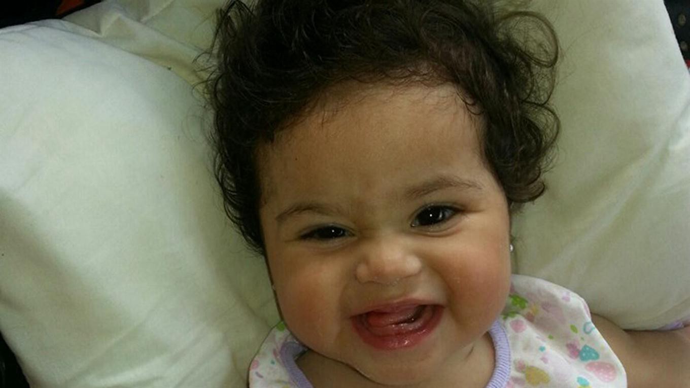 Dieron de alta a la siamesa sobreviviente a la cirugía de separación en el Posadas | Actualidad