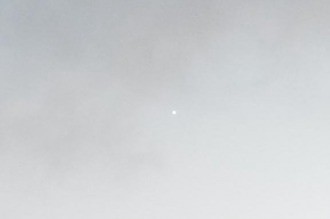 Una luz blanca desconcertó a los habitantes de varias ciudades de la Costa | Actualidad