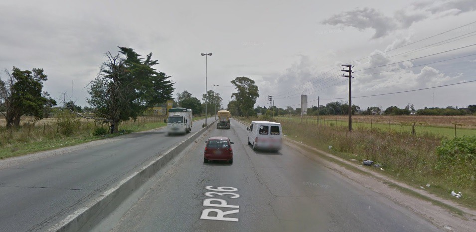 Perdió el control del auto y mató al dueño de un puesto de tortillas y a un cliente | Actualidad