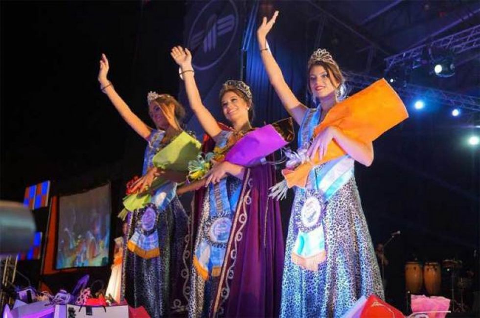 Prohibieron los concursos de belleza y no habrá más reinas en Viedma | Actualidad