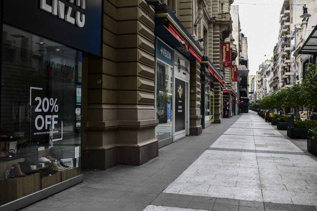 Flexibilización de la cuarentena en la Ciudad: "Podrían reabrir unos 20 mil locales de indumentaria y calzado" | Actualidad