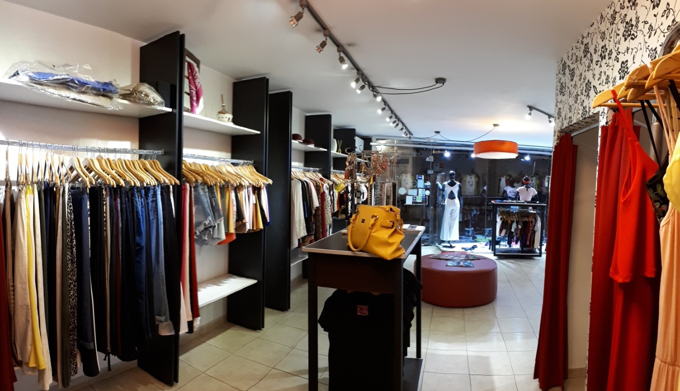 Con liquidaciones, reabren los locales porteños de ropa y calzado | Actualidad