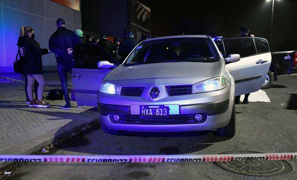 Emboscaron y acribillaron de 18 balazos a un joven en Rosario | Actualidad