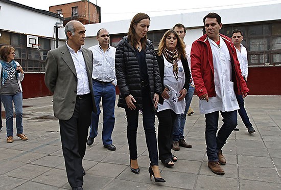 Proyecto bonaerense para castigar con cárcel a padres que agredan a docentes | Actualidad