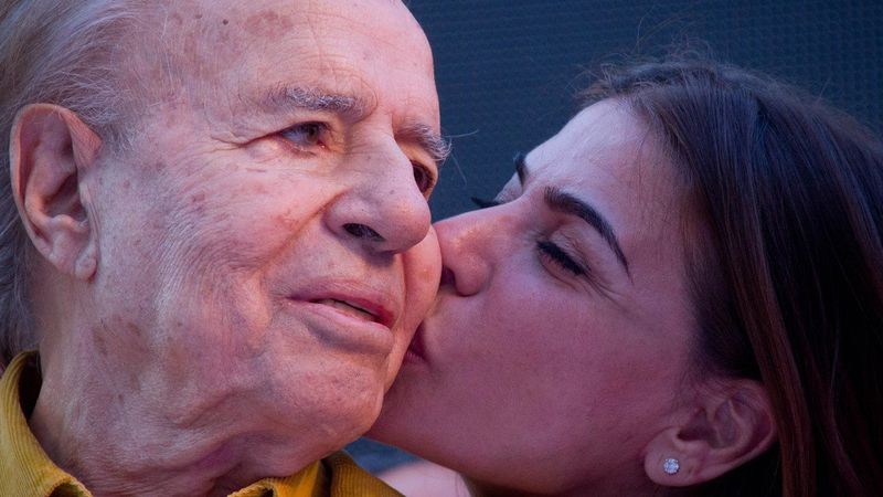 "Recen por mi papá", pidió Zulemita Menem | Política