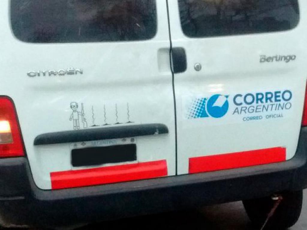 Polémica en las redes por la camioneta con la calco de Barreda y sus víctimas | Actualidad