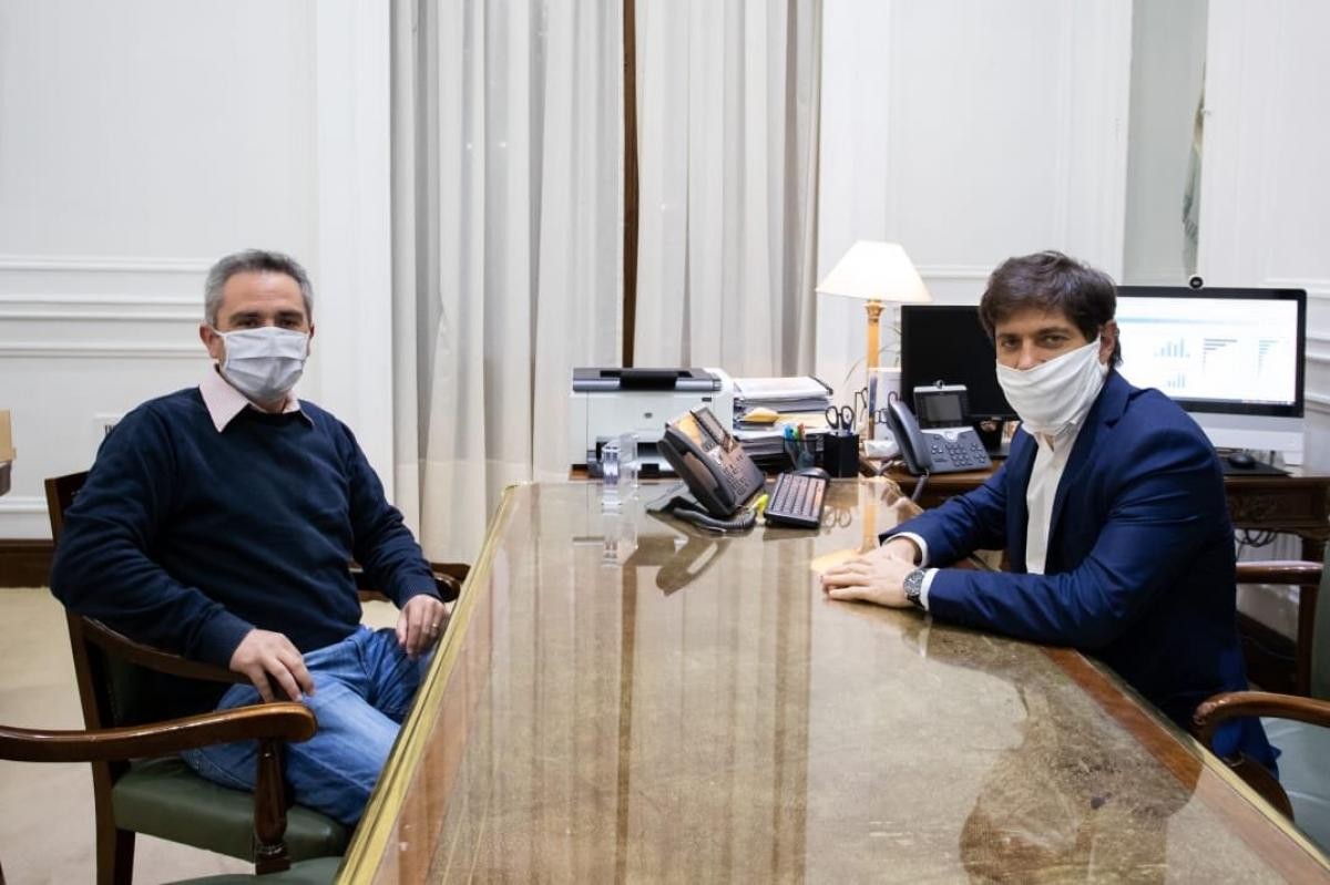 Larroque: "Estamos cada vez más cerca de quedarnos sin camas" | Política