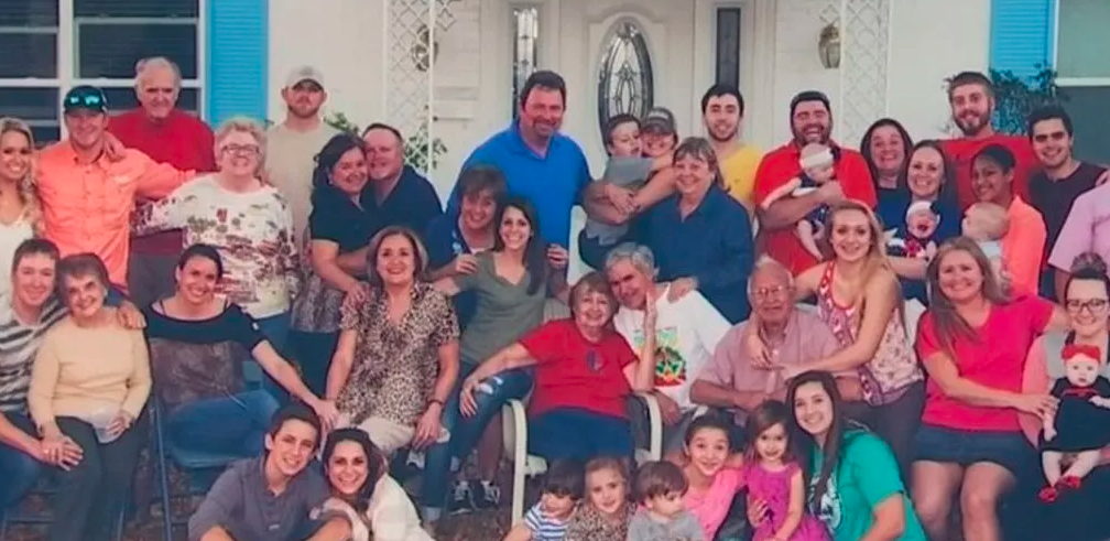 Reportan 18 contagios luego de una masiva fiesta familiar | Internacionales