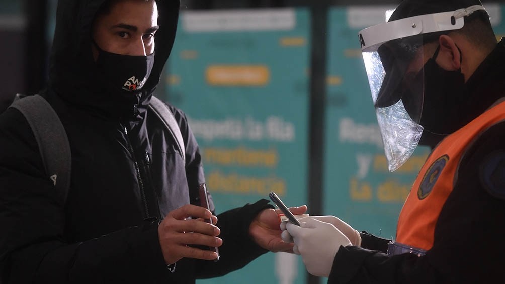 Cuándo y cómo tramitar el nuevo permiso de circulación en el AMBA | Actualidad