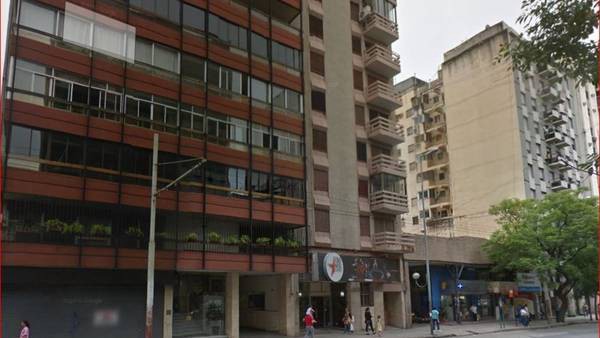 Murió una psiquiatra que fue arrojada desde un tercer piso | Actualidad