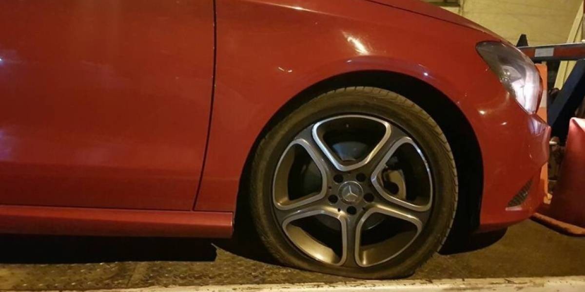 El extraño caso del japonés que pinchó los neumáticos de mil autos en busca de pareja | Curiosidades