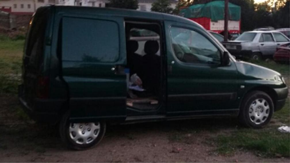 Abrió un boquete en la ferretería de su suegro, le robó la caja fuerte, quiso coimear a la Policía y lo detuvieron | Actualidad