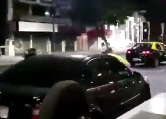 Atropelló a dos agentes de tránsito para evitar un control de alcoholemia | Actualidad