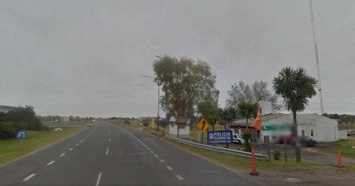 Una joven "hizo dedo" en la ruta, subió a un camión y el chofer la violó | Actualidad