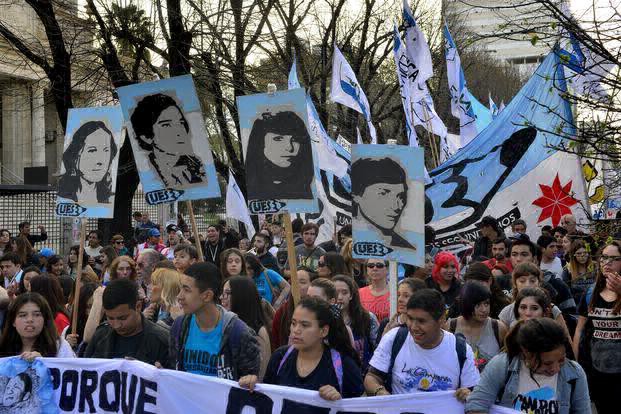 Multitudinaria marcha y actos en La Plata a 40 años de la Noche de los Lápices | Actualidad