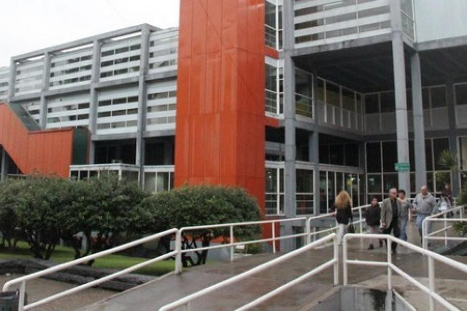 Denuncian que el Hospital Durand "está desbordado" | Actualidad