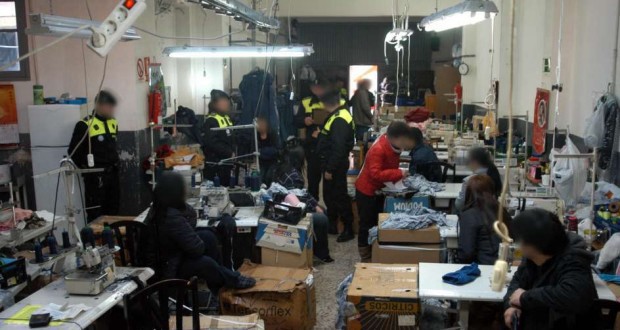 Liberan a más de 80 personas víctimas de explotación laboral en talleres clandestinos porteños | Actualidad