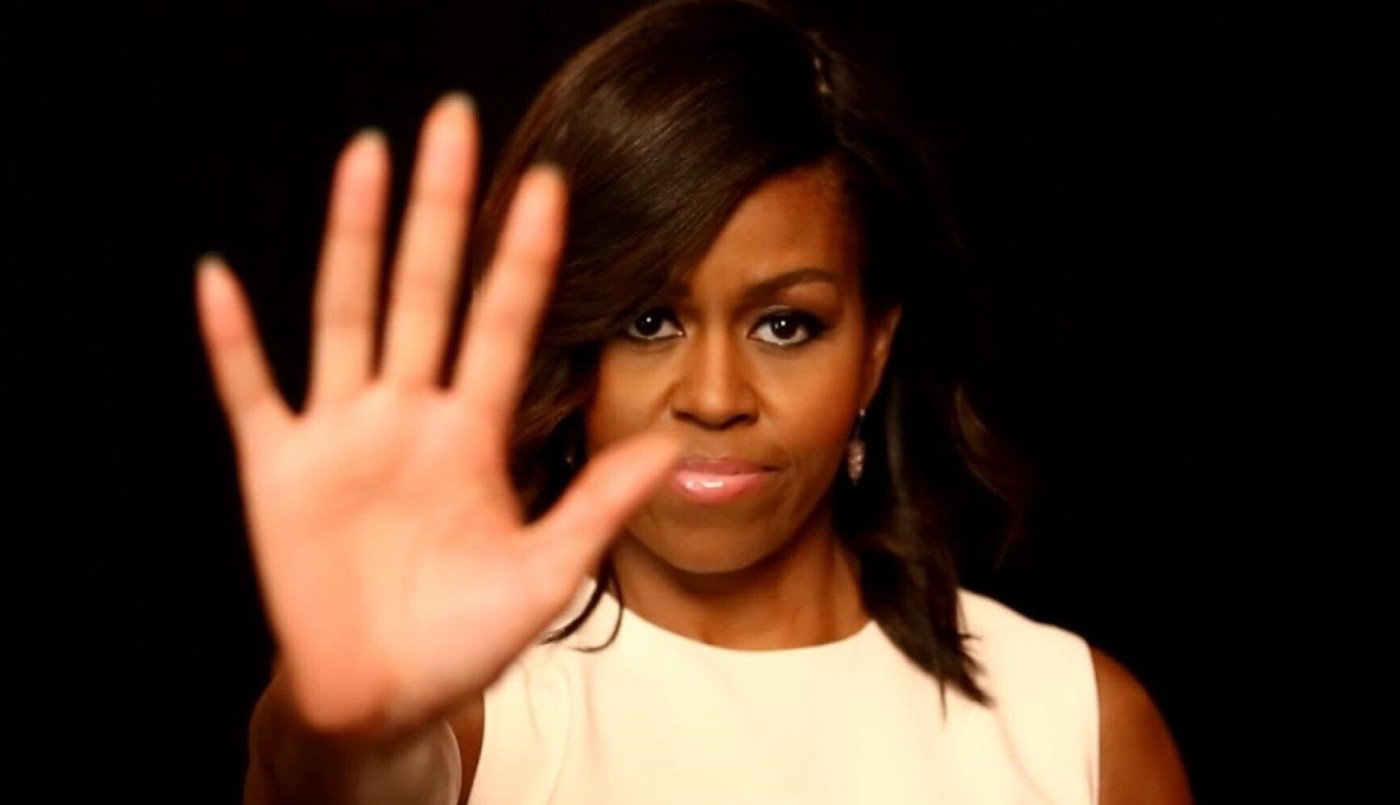 Despidieron a una educadora por llamar "gorila" a Michelle Obama | Actualidad