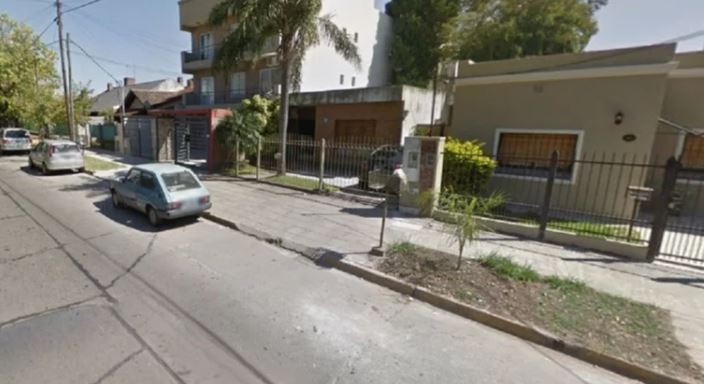 Esperaba a su hija en la puerta de la casa de su ex y lo balearon para robarle la moto | Actualidad