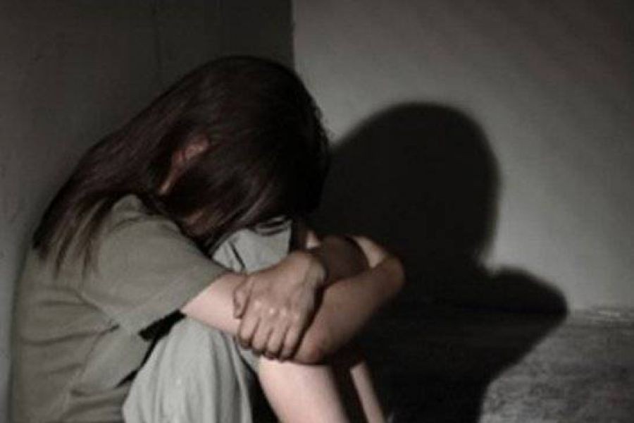 Se hizo pasar por su hija de 14 años y descubrió que la chica había sido abusada sexualmente | Actualidad