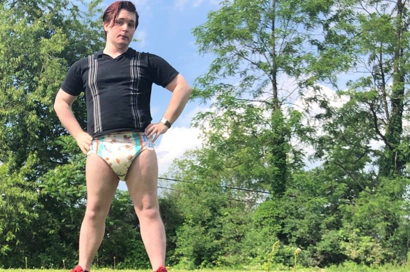 La historia del joven de 28 años que no consigue trabajo porque usa pañales | Curiosidades