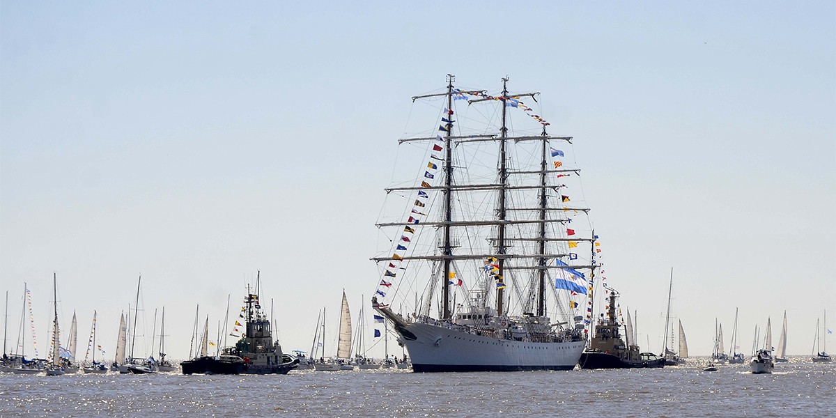 Tras 196 días de viaje, regresó a Buenos Aires la Fragata Libertad | Actualidad