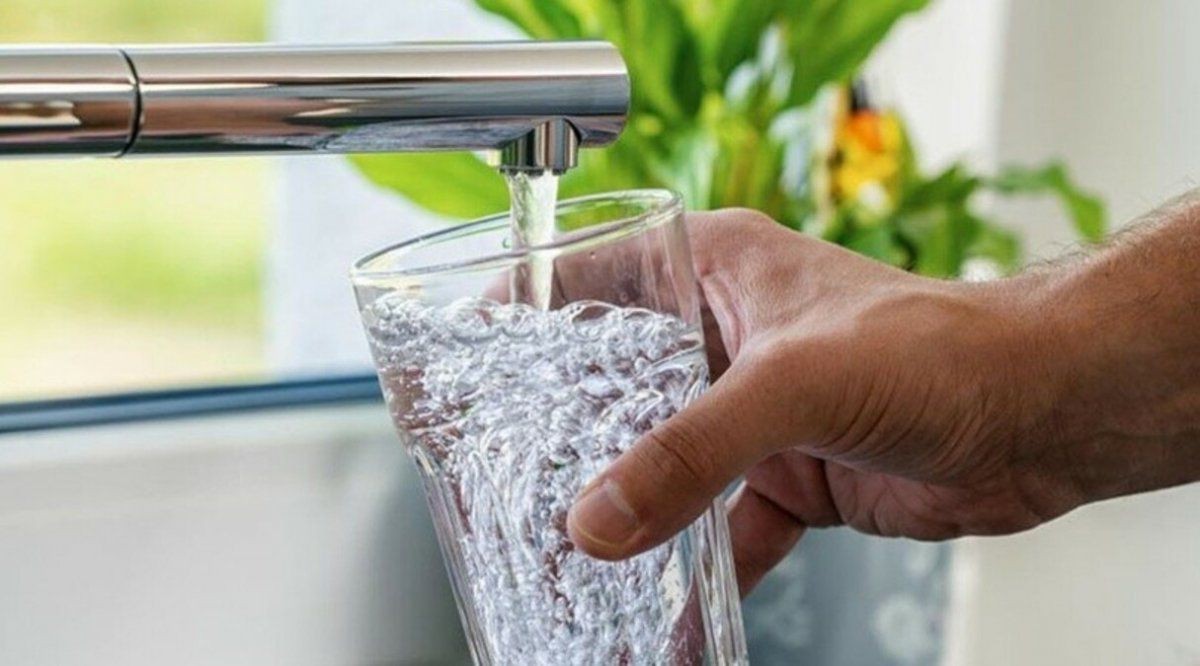 Quejas por el mal olor y sabor del agua en el Gran Buenos Aires | Actualidad