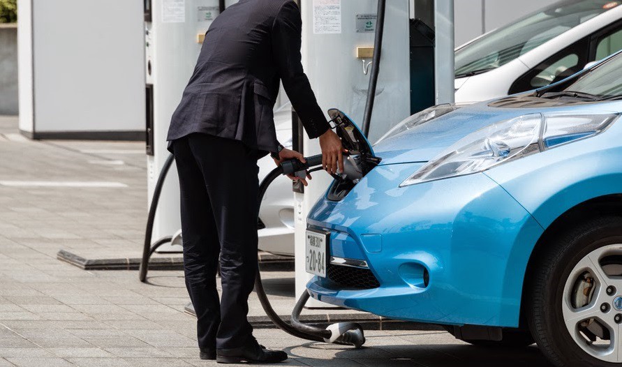 Buscan fomentar el uso de autos eléctricos en territorio bonaerense | Actualidad