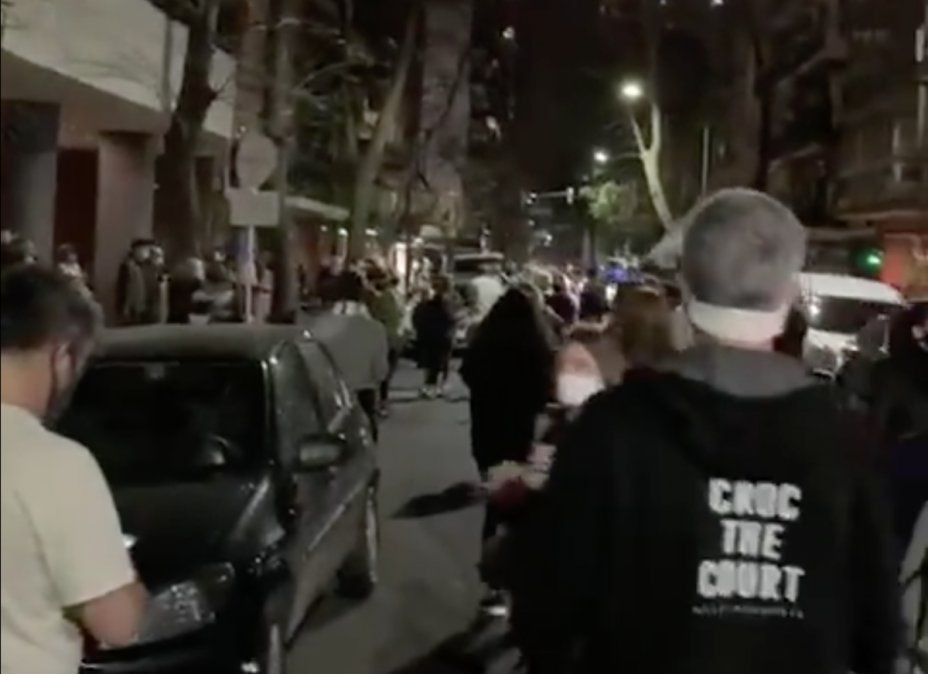 Protesta en Belgrano ante la posible llegada de Lázaro Báez | Política