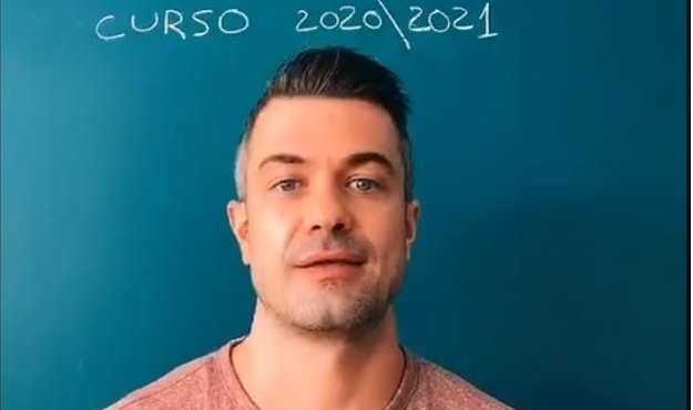 El original video de un profesor para recordar las medidas "anti-Covid"... ¡al ritmo de Queen! | Curiosidades