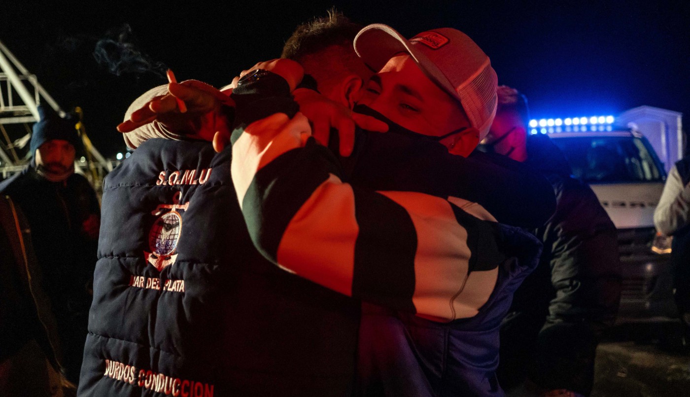 Los ocho marineros naufragaron en Bahía Blanca llegaron sanos y salvos a Mar del Plata | Actualidad