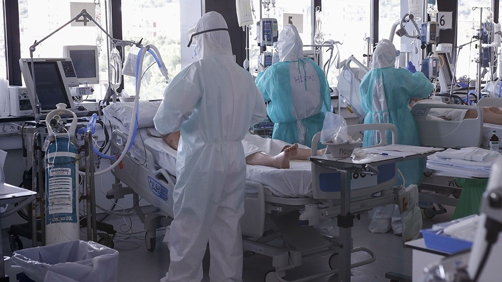 España registra casi 32.000 nuevos casos de coronavirus durante el fin de semana | Internacionales