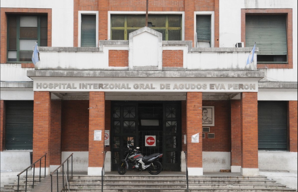 Cuatro policías balearon un auto sin aviso e hirieron a un joven que está en terapia intensiva | Actualidad