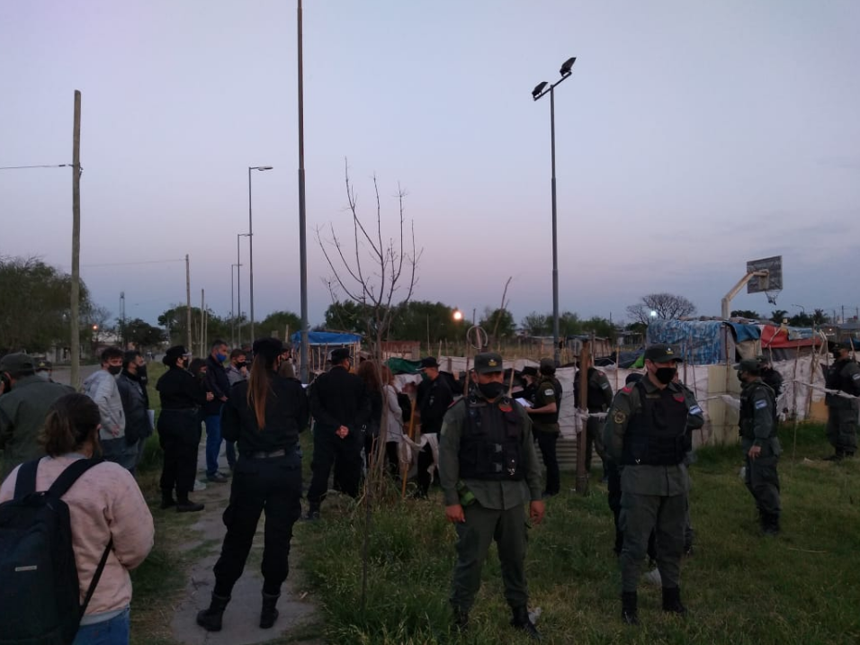 Santa Fe: Operativo de desalojo en terrenos que habían sido usurpados en febrero | Actualidad